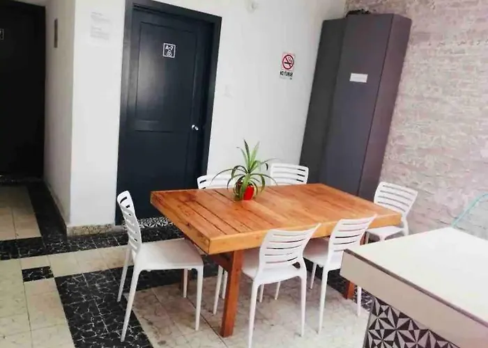 Homestay A1 Pequena En Condesa Amsterdam