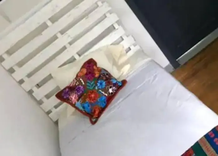 Homestay A1 Pequena En Condesa Amsterdam *
